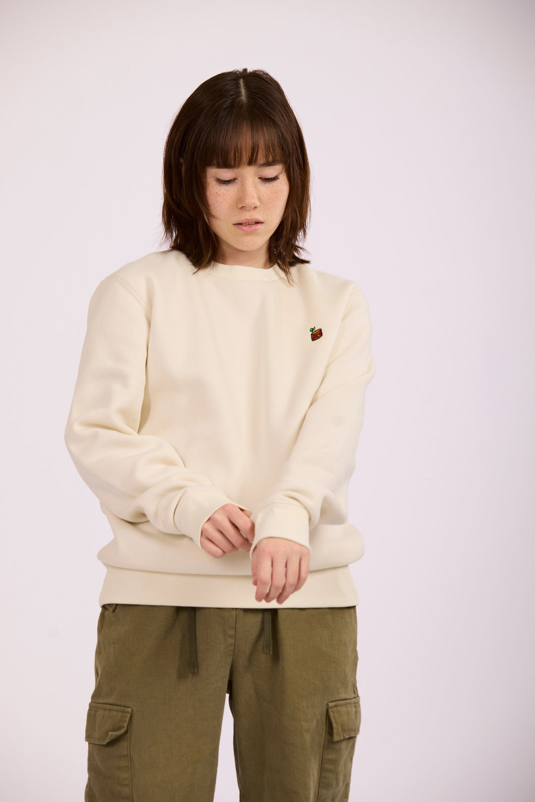 miichan　1010 TEKKEN - 'Mokujin' Small Logo Embroidered Crew Neck